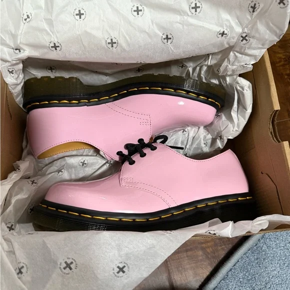 Pink Patent 1461 Patent Martens 1461 Pale Pink Patent Lamper Shoes